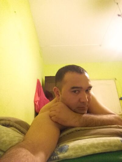  ,   Arif, 38 ,  