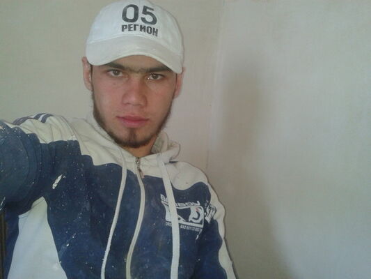  ,   MUSULMANIN, 33 ,   