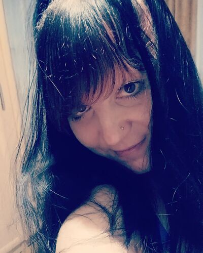  ,   Lana, 40 ,   ,   , c , 