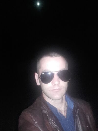  ,   Andriy, 27 ,   ,   
