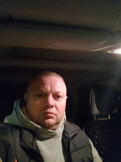  Cannes,   Mihai, 44 ,   , c 