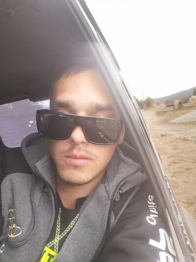  ,   Lyosha, 26 ,   ,   