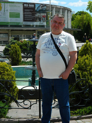  ,   Sergej, 49 ,   ,   , c 