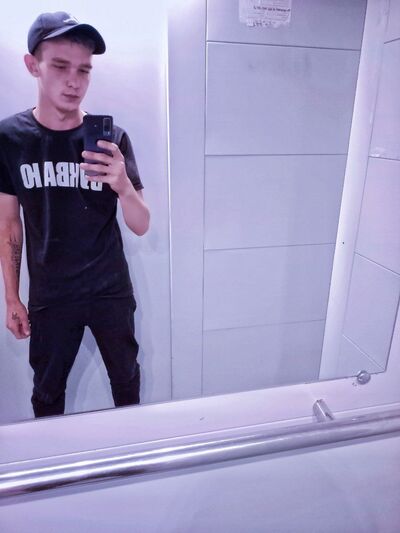  ,   Vitaly, 22 ,   ,   , c , 