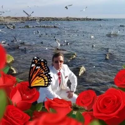  ,   Vlad, 55 ,   