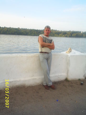  23374677  , 61 ,    