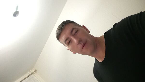  -,   , 44 ,  