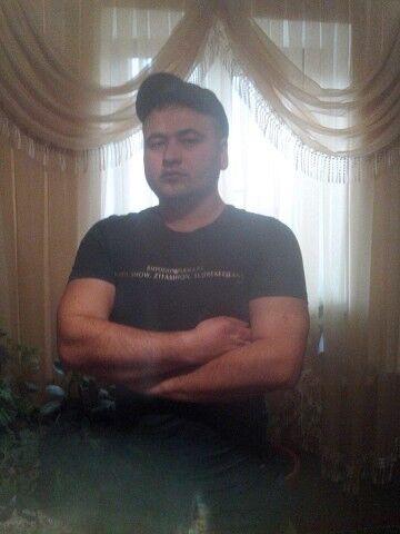  ,   Alik, 40 ,   