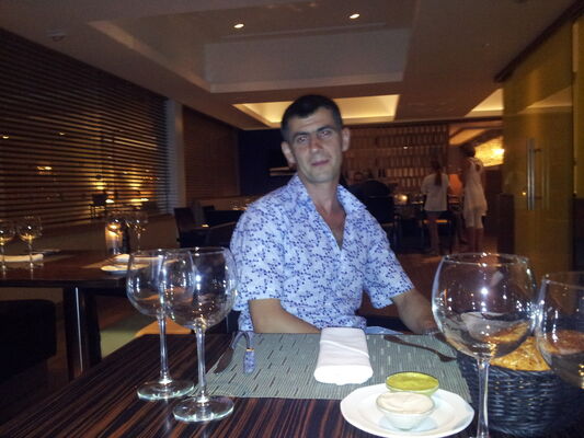  Holon,   Andrey, 47 ,   ,   , c 