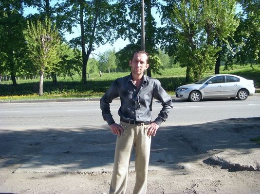 ,   Viktor, 54 ,   