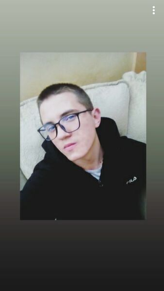  ,   Misha, 22 ,   ,   
