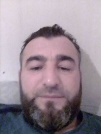  ,   Ali, 46 ,   ,   