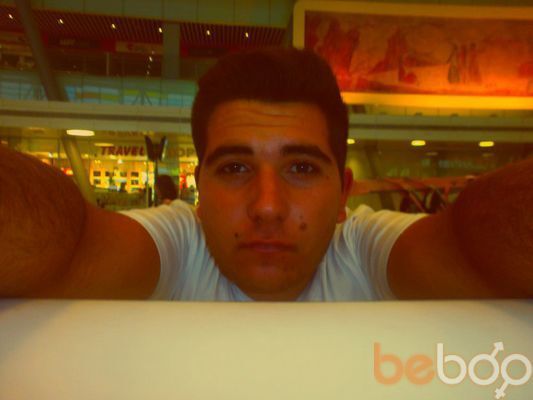  ,   Alex, 32 ,   