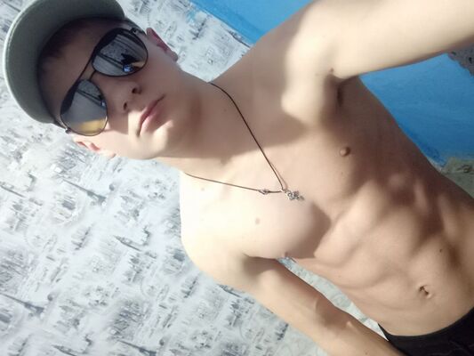  Legionowo,   Sergiy, 19 ,   ,   