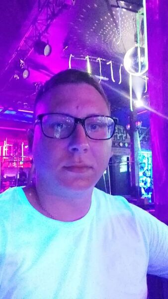  ,   Oleg, 33 ,  