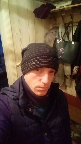  ,   Pavel, 36 ,  