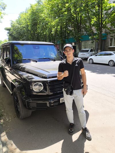  ,   Mitya, 21 ,   ,   