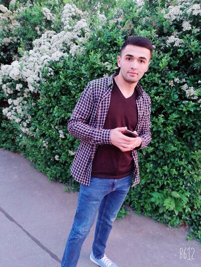  Praha,   AMIRXAN, 32 ,   ,   , c 