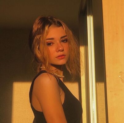 -,   Vika, 21 ,   ,   