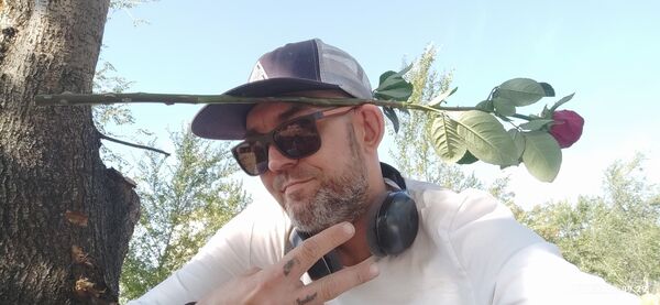  ,   Aleksandr, 40 ,   ,   , c 