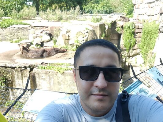  ,   Nasim, 38 ,   ,   