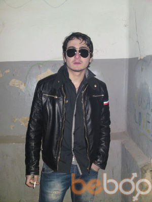  ,   Iakobi, 32 ,   