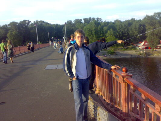  ,   Maksim, 40 ,   ,   , c 