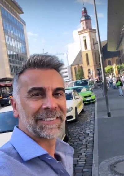  ,   Steve James, 61 ,   ,   
