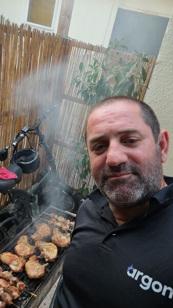  Holon,   Valeri, 45 ,   ,   