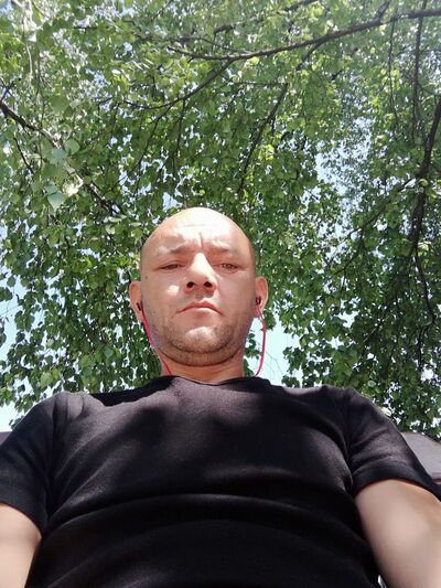  -,   M, 39 ,  