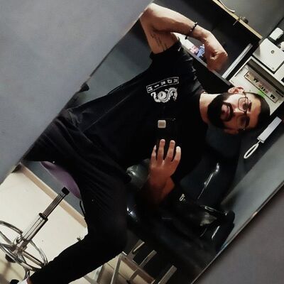  ,   Mikael, 25 ,   ,   
