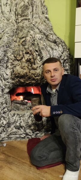  ,   OleksiY, 35 ,   ,   , c 