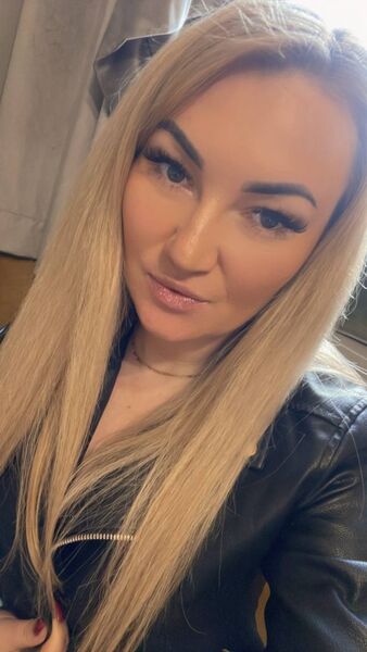  ,   Vikiii, 26 ,   ,   