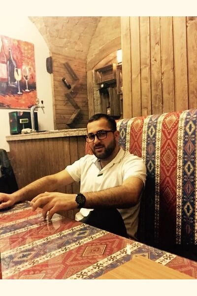  ,   Zaur sultan, 34 ,     