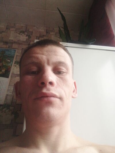  ,   Anton, 33 ,   ,   