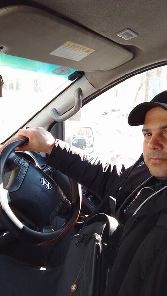  ,   Leo, 40 ,   ,   