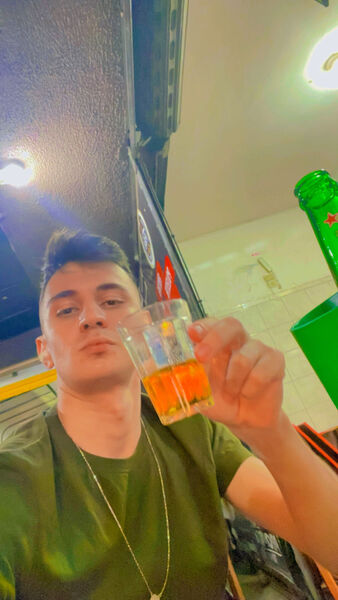  ,   Gabriel, 24 ,   ,   