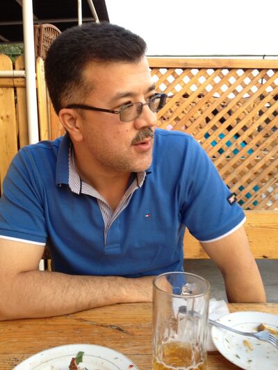 ,   Emir, 52 ,  