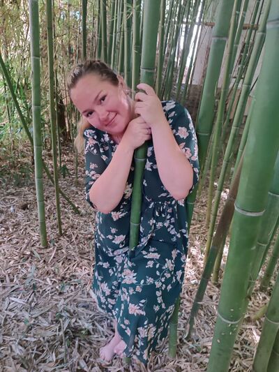  ,   Nina, 42 ,   ,   , c 