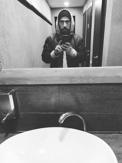  ,   Levani, 34 ,   