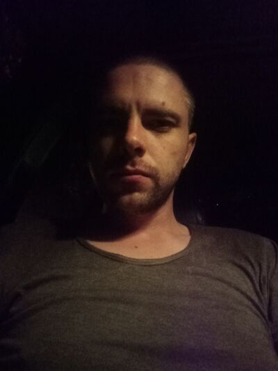  ,   Maksim, 32 ,   ,   , 