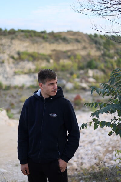  ,   Slavik, 31 ,   ,   