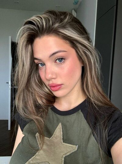  ,   Olanazy , 23 ,   ,   