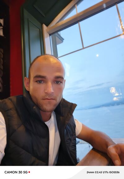  ,   Alexey, 32 ,   c 