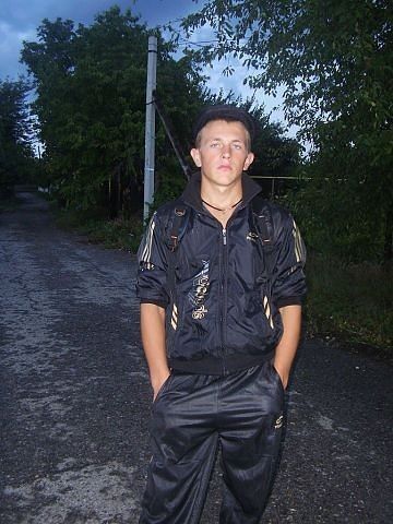  ,   Denis, 30 ,   ,   , c 