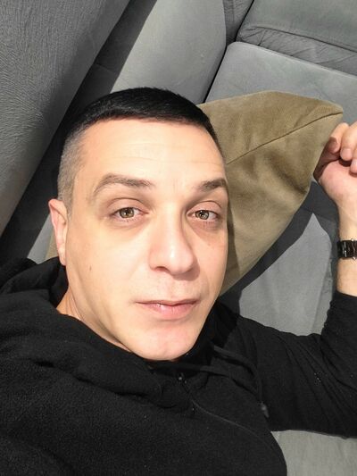  ,   Anar, 42 ,   ,   