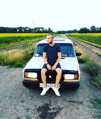  ,   Evgenii, 25 ,   ,   , c 