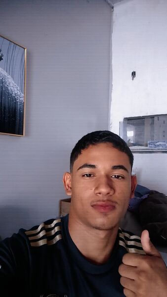  ,   Henrique, 18 ,   ,   