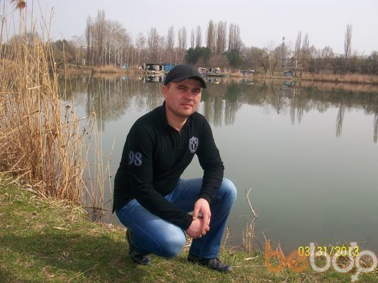  ,   Alex, 42 ,   