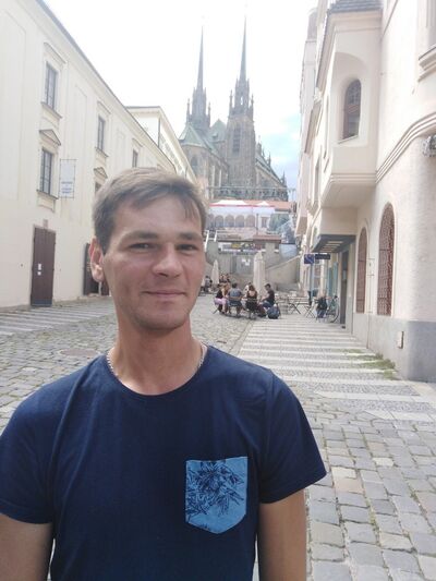  ,   Ruslan, 37 ,   ,   , c 